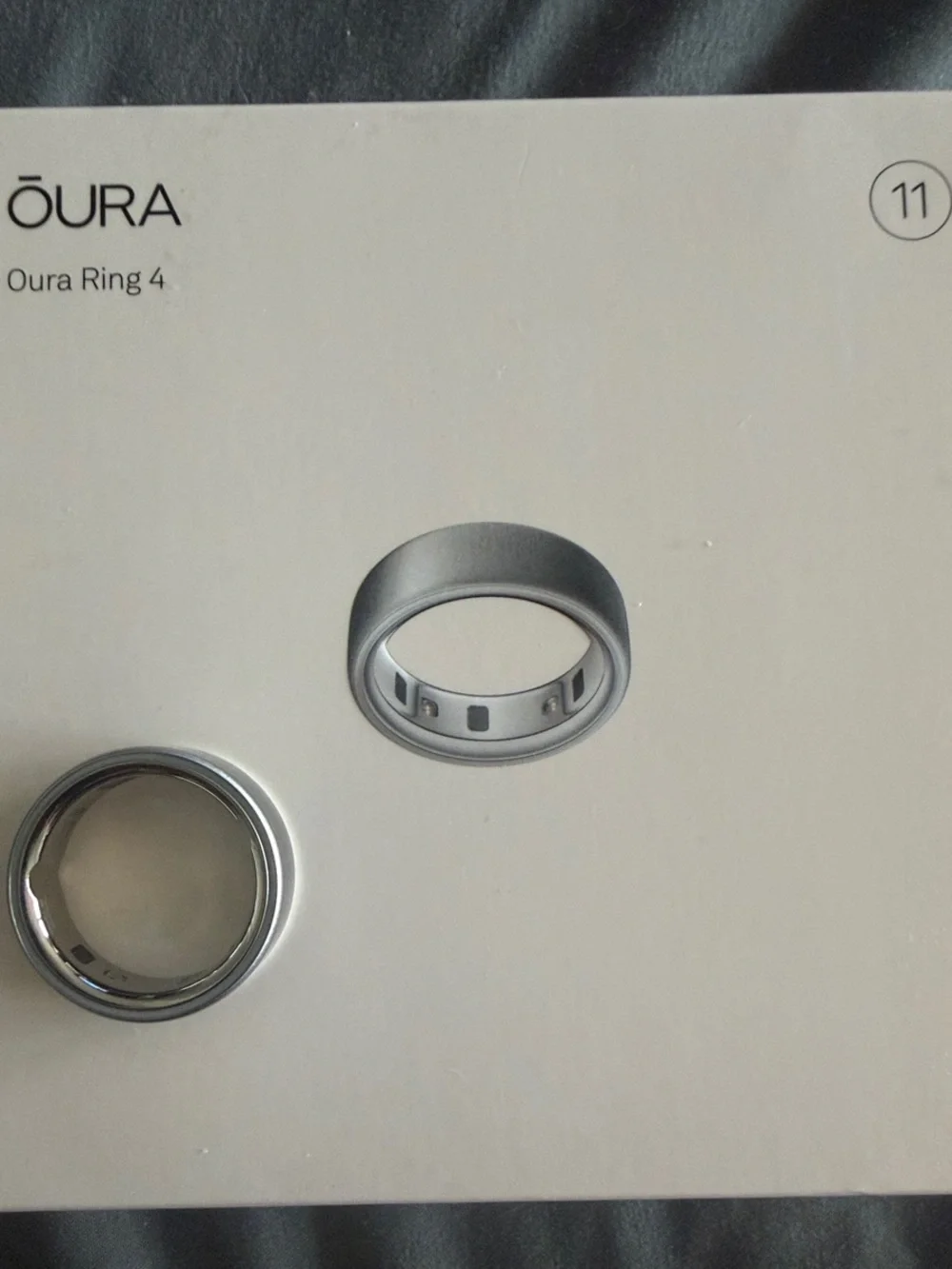 Oura Smart Ring 4 - Brushed Silver Finish